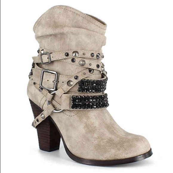 daisy fuentes boots